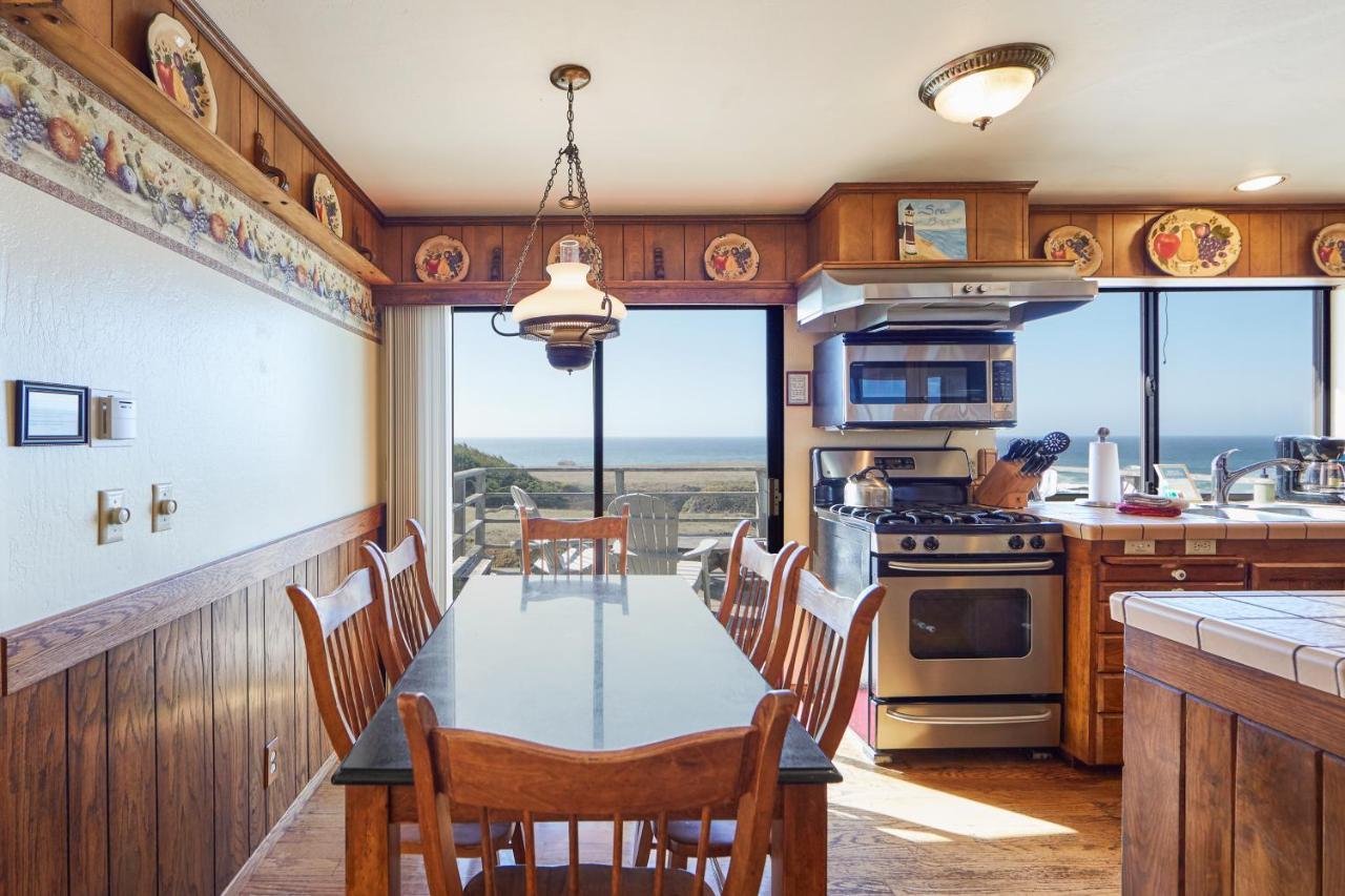 Ocean Breeze Villa Fort Bragg Bagian luar foto